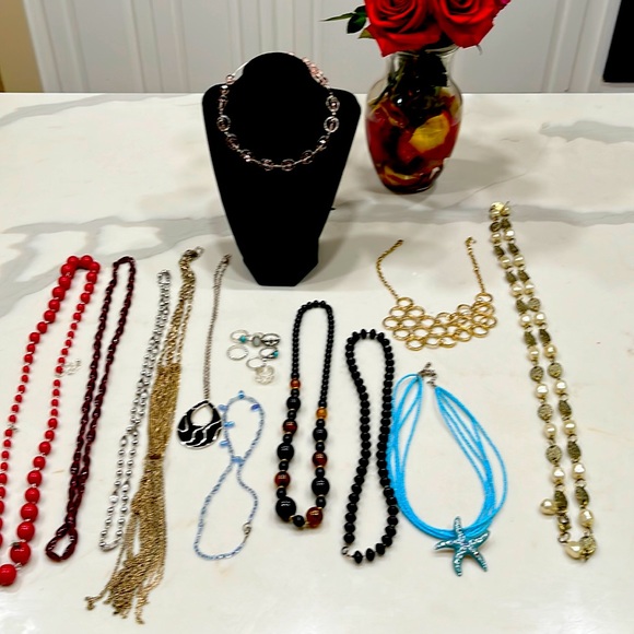 Jewelry - Vintage Jewelry Lot